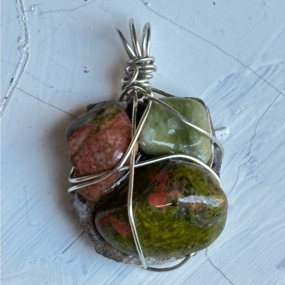 Necklace Pendant, Handmade assemblage Wire Wrapped real Stones Resin Set 4300 G - Picture 8 of 8